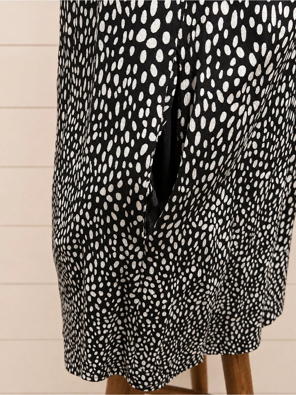 THML Black & White Printed Embroidered Flutter Sleeve Dress XS